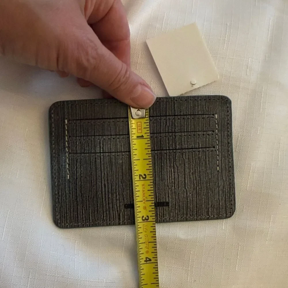 J. FOLD LEATHER CARD CARRIER.  GREY WITH BLUE TRIM.  NEW.